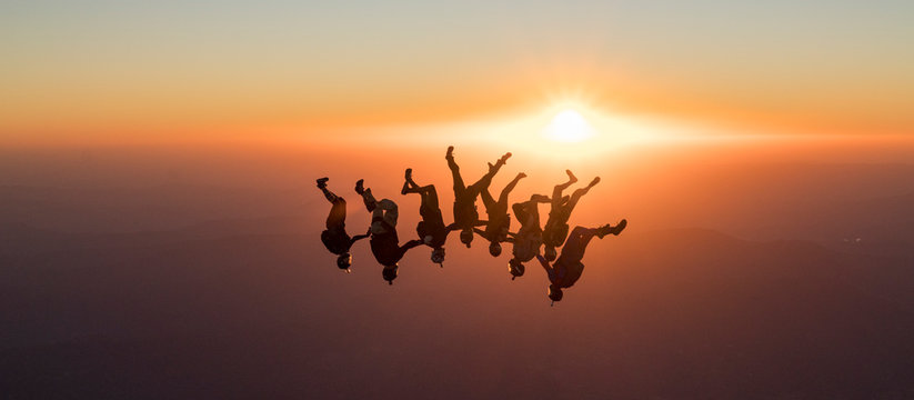Skydiving Sunset Images – Browse 5,293 Stock Photos, Vectors, and Video |  Adobe Stock