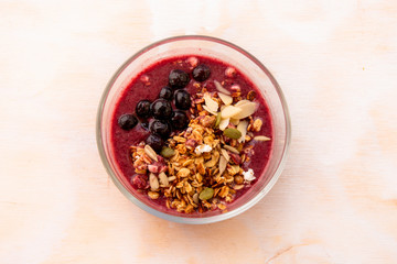 Smoothie bowl with friut and granola