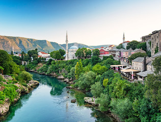 Fototapeta na wymiar View on the medieval bridge of Mostar 