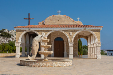 Fototapeta premium Jonah's fountain in front of Agios Epiphanios church