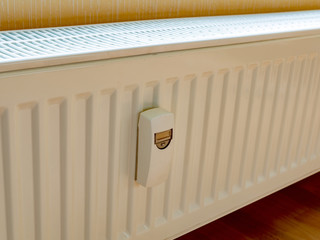 heating radiator with heat meter
