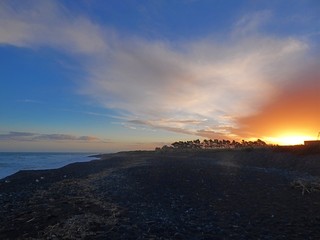 sunset over sea, Kaikoura New Zealand