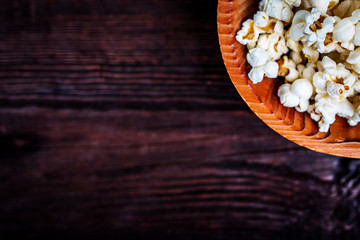 Popcorn in wood dish