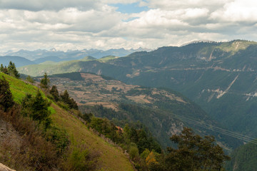 Naklejka premium panoramic view of mountains