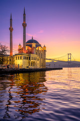 Fototapeta na wymiar Ortakoy Mosque with Bosphorus Bridge in Istanbul, Turkey
