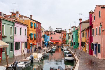 Obraz na płótnie Canvas Colorful Houses in Burano, Island of Venice/Italy