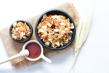 peanuts, soya, coconut, honey, flakes, granola, seeds, nutrition, nuts, grain, vegetarian, oatmeal, fruit, sweet, meal, snack, organic, food, cereal, healthy, breakfast