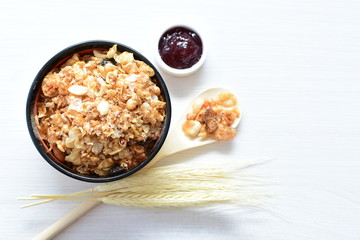 peanuts, soya, coconut, honey, flakes, granola, seeds, nutrition, nuts, grain, vegetarian, oatmeal, fruit, sweet, meal, snack, organic, food, cereal, healthy, breakfast