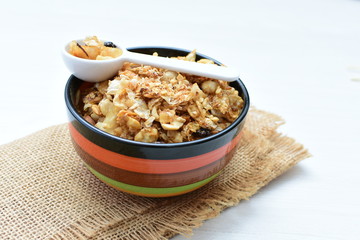 peanuts, soya, coconut, honey, flakes, granola, seeds, nutrition, nuts, grain, vegetarian, oatmeal, fruit, sweet, meal, snack, organic, food, cereal, healthy, breakfast