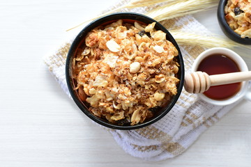 peanuts, soya, coconut, honey, flakes, granola, seeds, nutrition, nuts, grain, vegetarian, oatmeal, fruit, sweet, meal, snack, organic, food, cereal, healthy, breakfast