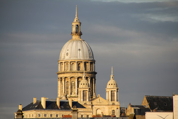 the church with its dome in the evening sun