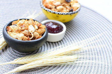 peanuts, soya, coconut, honey, flakes, granola, seeds, nutrition, nuts, grain, vegetarian, oatmeal, fruit, sweet, meal, snack, organic, food, cereal, healthy, breakfast