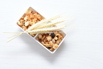 peanuts, soya, coconut, honey, flakes, granola, seeds, nutrition, nuts, grain, vegetarian, oatmeal, fruit, sweet, meal, snack, organic, food, cereal, healthy, breakfast