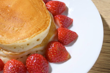 pancake and strawberry fruit sweet dessert homemade food