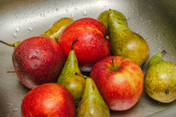 apples and pears on plate