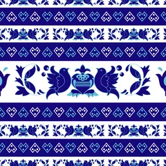 Foto op Plexiglas Donkerblauw Europese traditionele naadloze vector patroon met ornamenten, bloemen en vogels, Slowaaks volksontwerp repetitief in witte en blauwe kleur. Retro bloemenachtergrond geïnspireerd door het Slowaakse dorp Cicmany