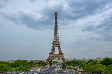 Fototapeta na wymiar Eiffel Tower on a Cloudy Evening