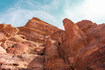 Passage through Sik canyon to the temple-mausoleum of Al Khaznen in the city of Petra in Jordan. 
