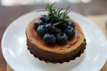 muffin with blueberries