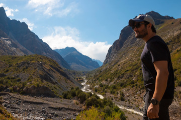 vale na cordilheira dos Andes no Chile