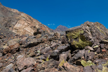 Vale na Cordilheira dos Andes no Chile