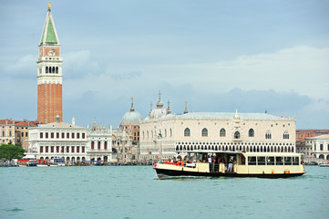 Venice waterway transport - Piazza San Marco