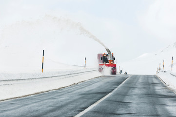 Julierpass, Passstrasse, Bergstrasse, Strassendienst, Passhöhe, Engadin, Alpen, Winter,...