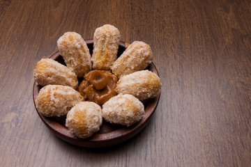 churros recheados com doce de leite