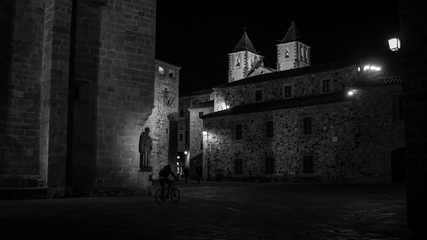 Caceres - Ciudad de Dragones