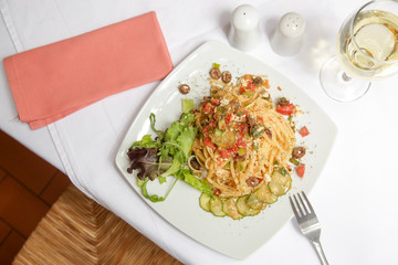 A portion of vegetarian spaghetti 