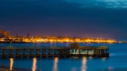 Foto op Plexiglas crepúsculo no deck porto de Punta del Este, Uruguai © Erich Sacco