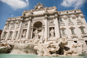 Fototapeta na wymiar Famous Trevi Fountain in Rome, Italy.