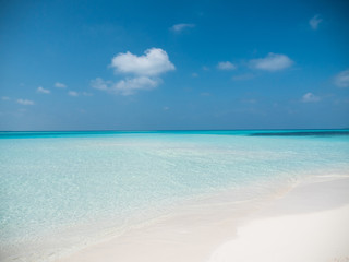 Fototapeta na wymiar Tropical Beach with White Sand. Maldives Panorama.
