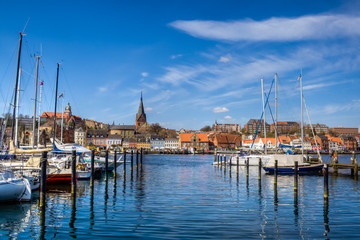 Fototapeta premium Boote im Stadthafen Stadthafen in Flensburg