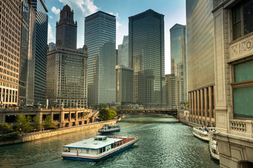 Chicago cityscape and river