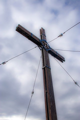 Croce sul monte castello di Gaino