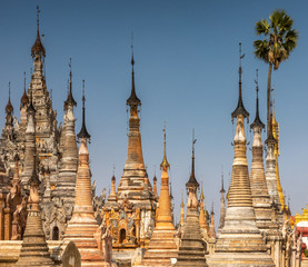 Fototapeta premium Ancient pagoda field at Sagar