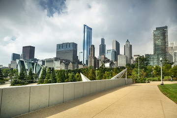 Fototapeta premium City view from Grant Park Chicago