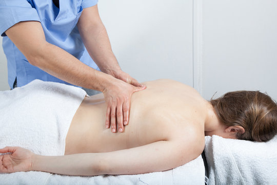 Massage kin&eacute;sith&eacute;rapie