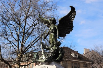 Monument aux morts de la première guerre mondiale à la Roche sur Foron - Ville La Roche sur Foron - Département Haute Savoie - Région Rhône Alpes - France