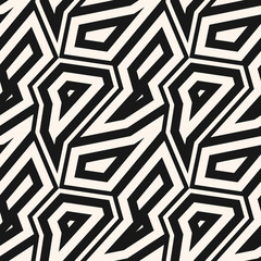 Black and white geometric seamless pattern. Vector abstract background with geometrical mosaic elements, angular shapes, broken lines. Simple monochrome repeat texture. Design for decoration, print
