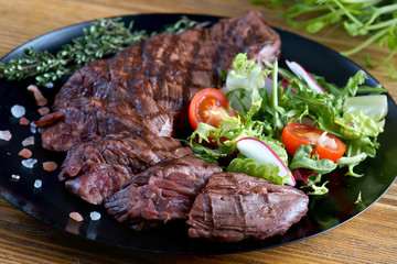 skirt steak with vegetable salad