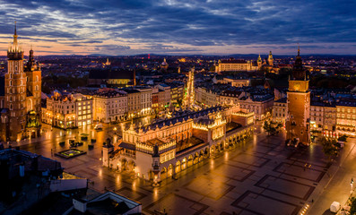 Fototapeta na wymiar Main Square in Krakow, Poland 