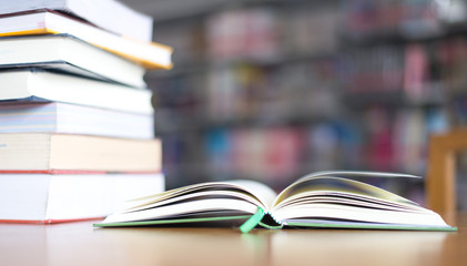 Naklejka premium book