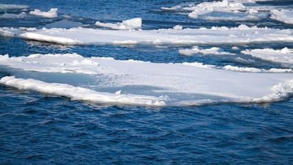 オホーツク紋別の流氷 © kat334