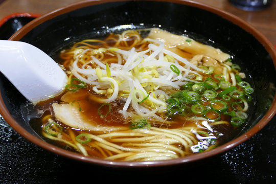 広島県福山市のご当地グルメ「福山ラーメン」