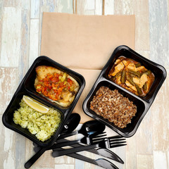 delivery of delicious and healthy food in lunch boxes.