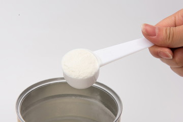 Baby nutrition milk powder in cans