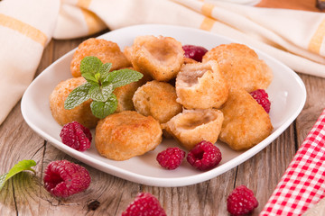Banana fritters.
