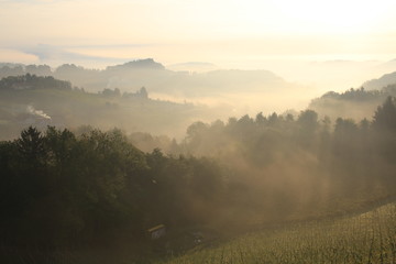 Nebel über der südlichen Steiermark